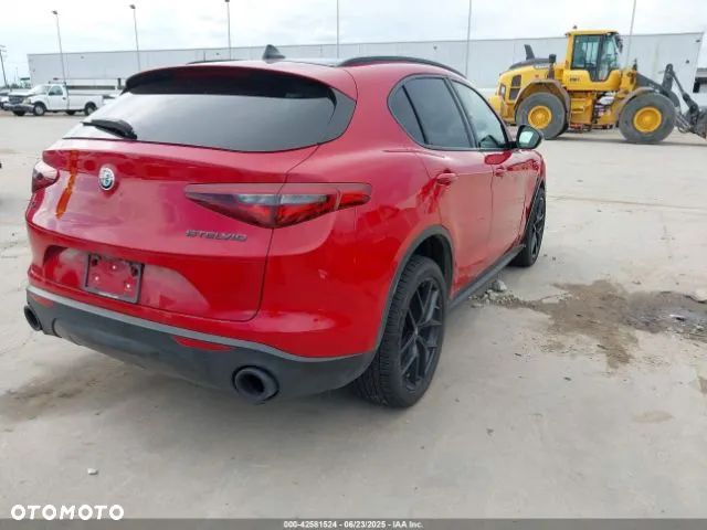 Alfa Romeo Stelvio 2.0 Turbo 16V AT8-Q4 Veloce Ti - 7