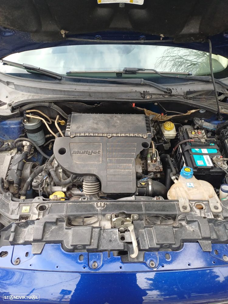 Fiat Grande Punto 1.3 M-Jet Emotion Dualogic 854 - 12