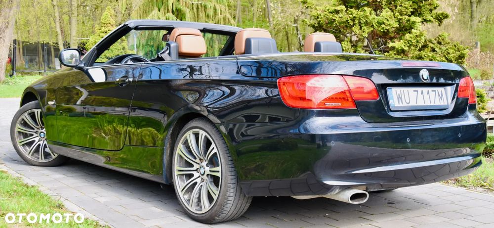 BMW Seria 3 320i - 4