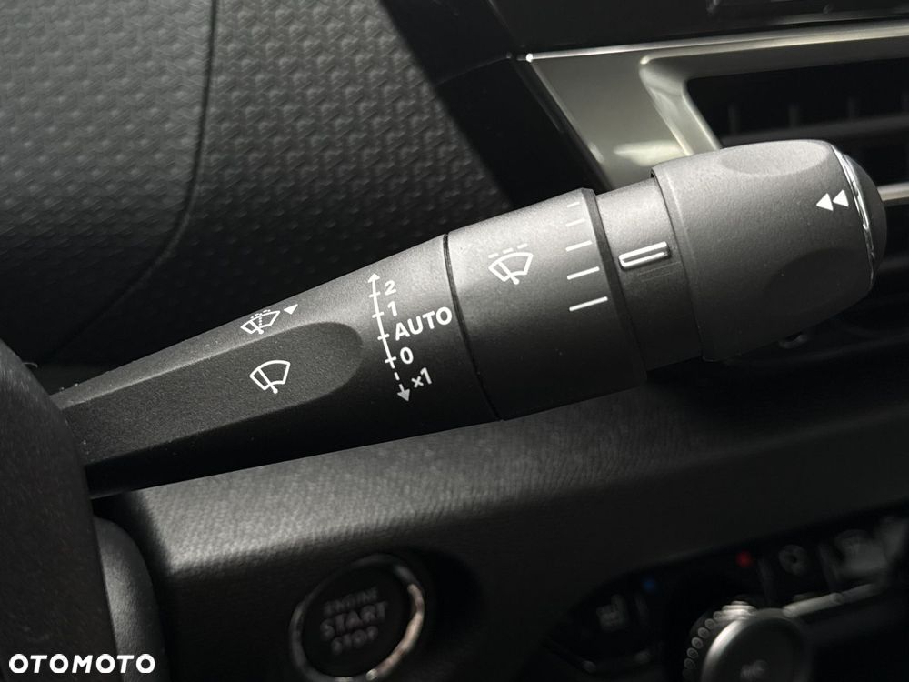 Citroën C4 1.2 PureTech Shine S&S EAT8 - 32