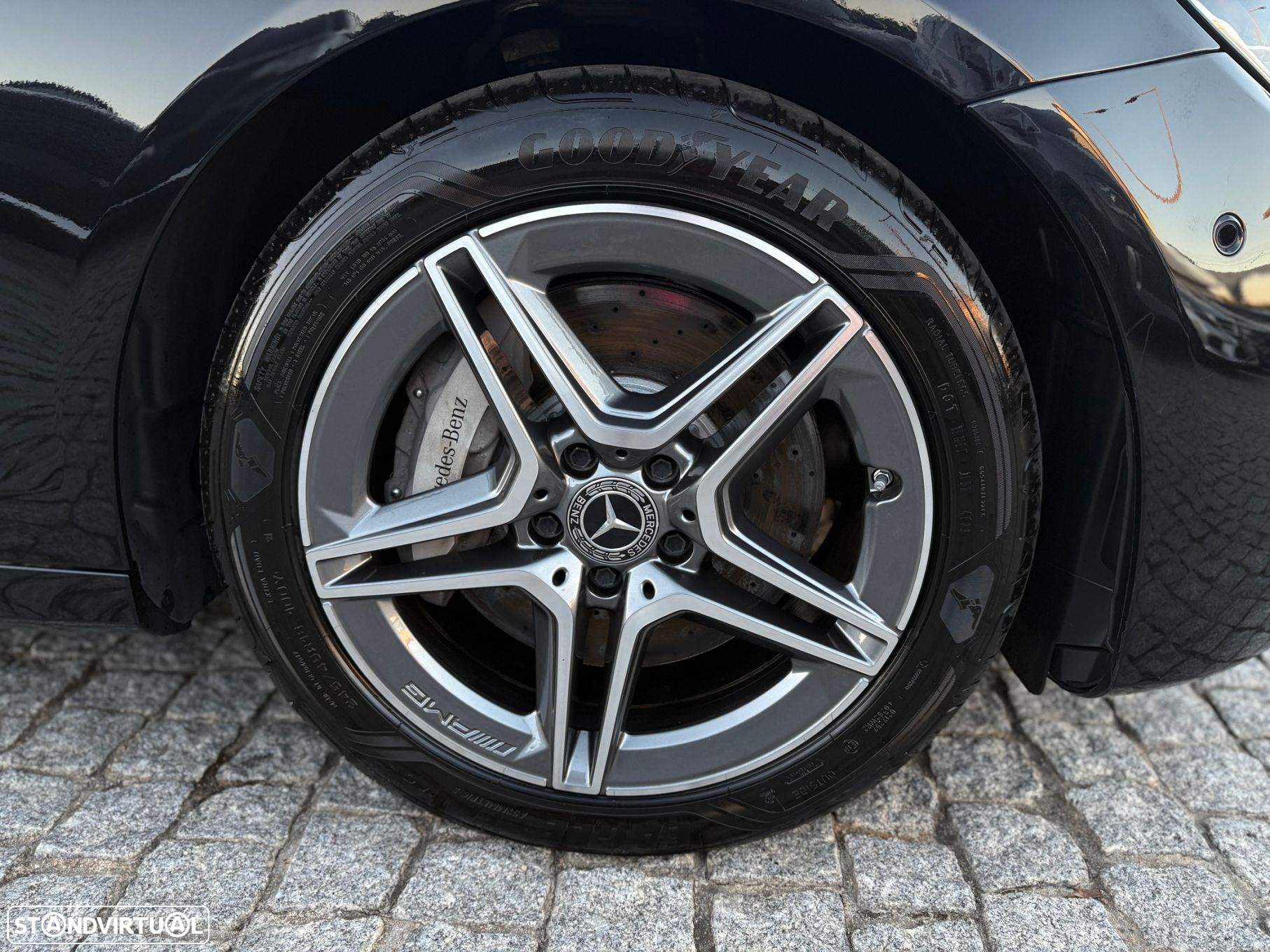 Mercedes-Benz E 300 de AMG Line - 57