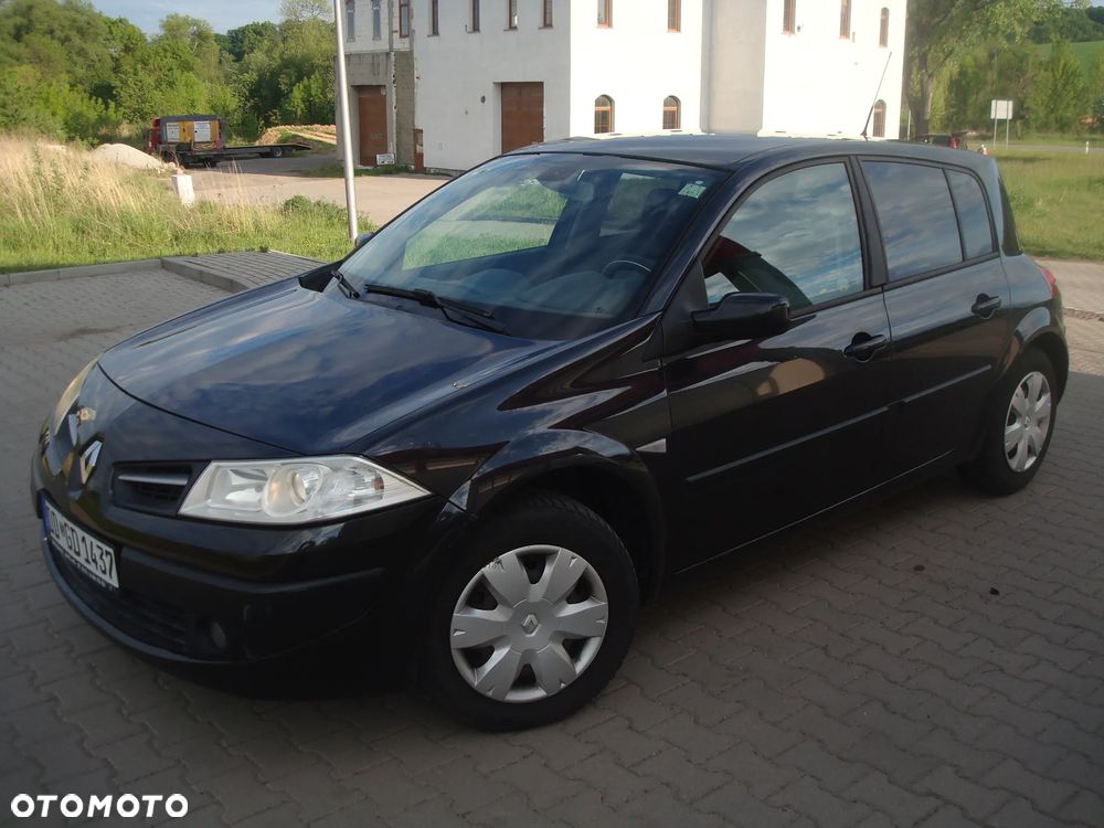 Renault Megane 1.6 16V 110 Dynamique - 1