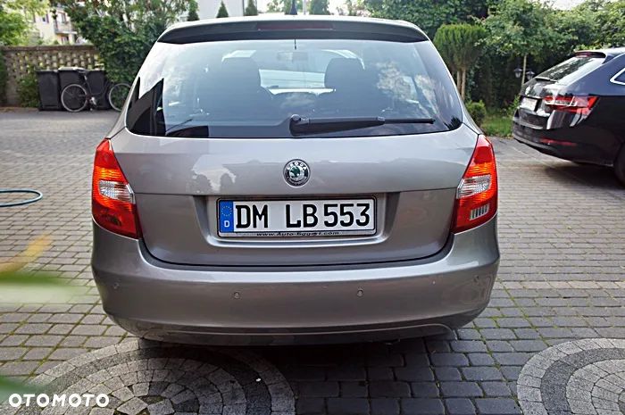 Skoda Fabia 1.4 16V Active - 19