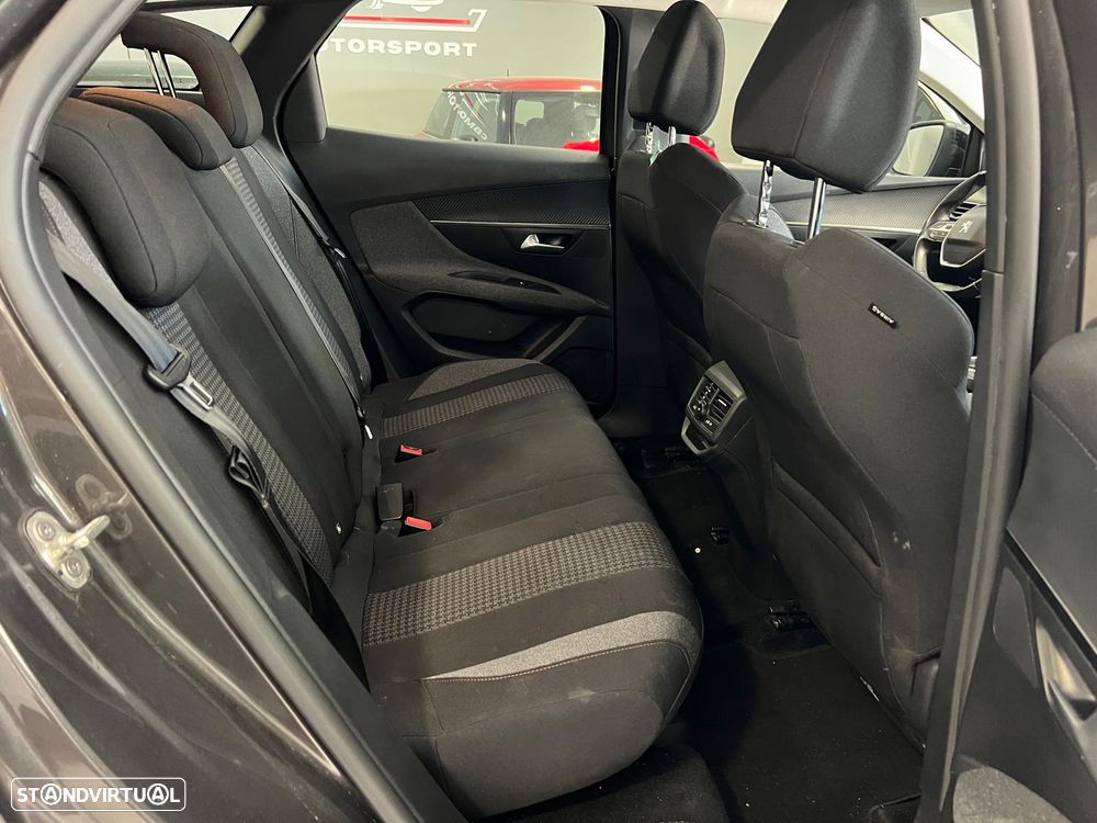 Peugeot 3008 1.5 BlueHDi Active Pack - 20