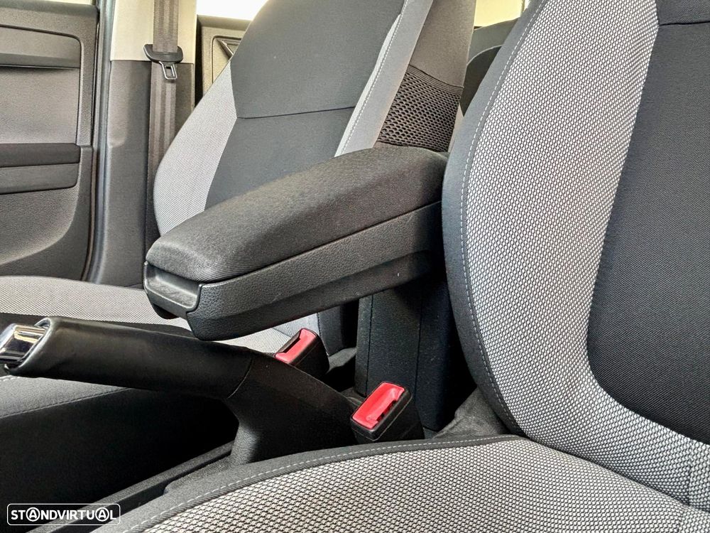 Skoda Fabia 1.0 Active - 27