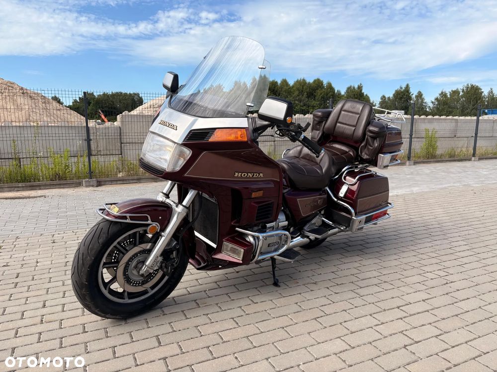 Honda GL - 27