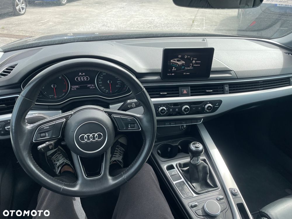 Audi A4 Limousine 35 TFSI advanced - 10