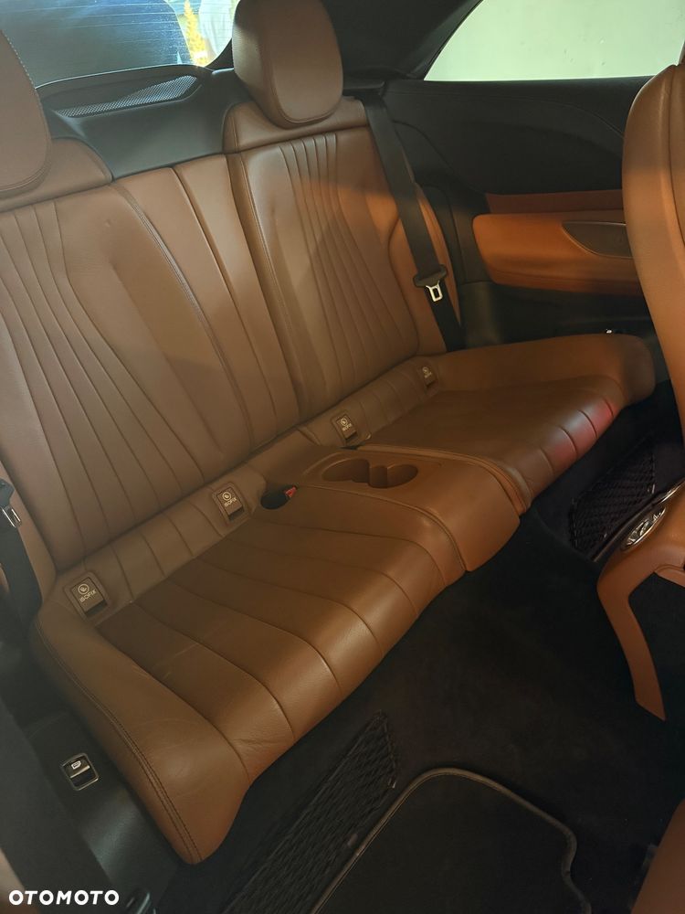 Mercedes-Benz Klasa E 400 - 16