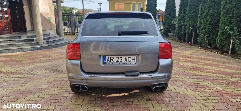 Porsche Cayenne Tiptronic S - 5