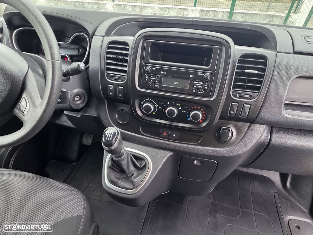 Renault TRAFIC 2.0 DCI - 10