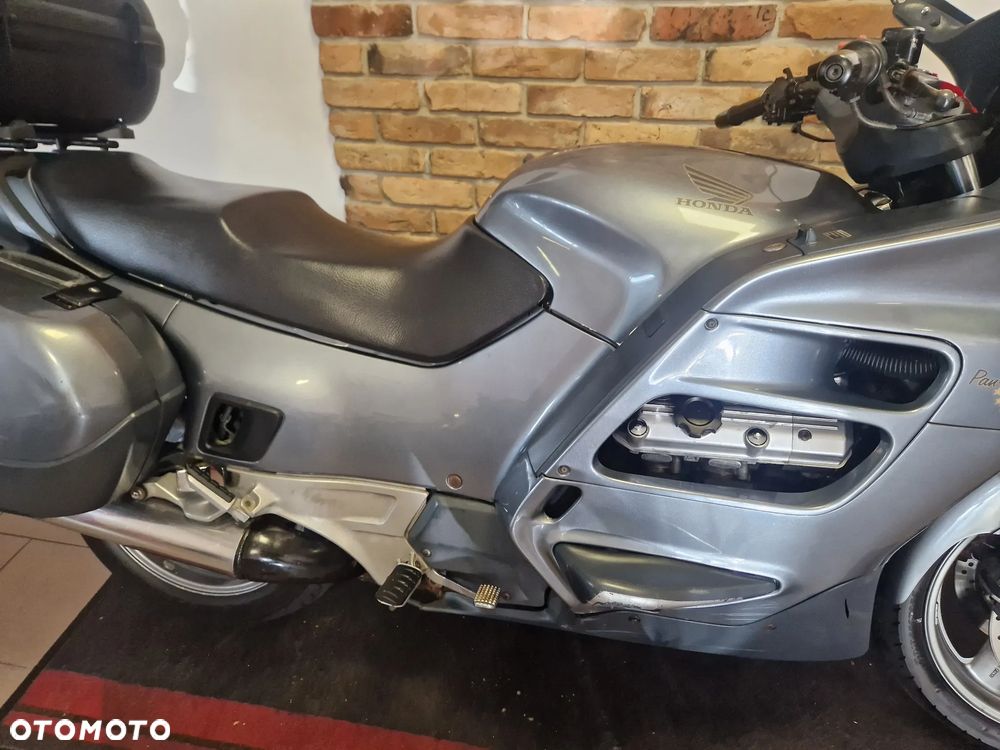 Honda ST - 27