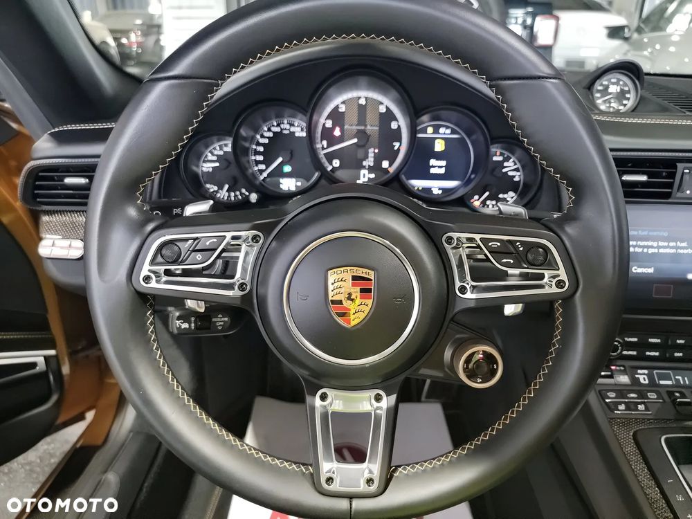 Porsche 911 Turbo S Cabrio - 9