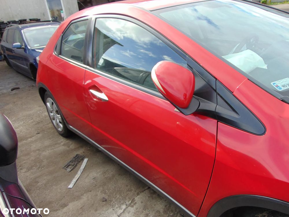 drzwi prawe przód przednie honda civic ufo VIII r81 czerwone - 1