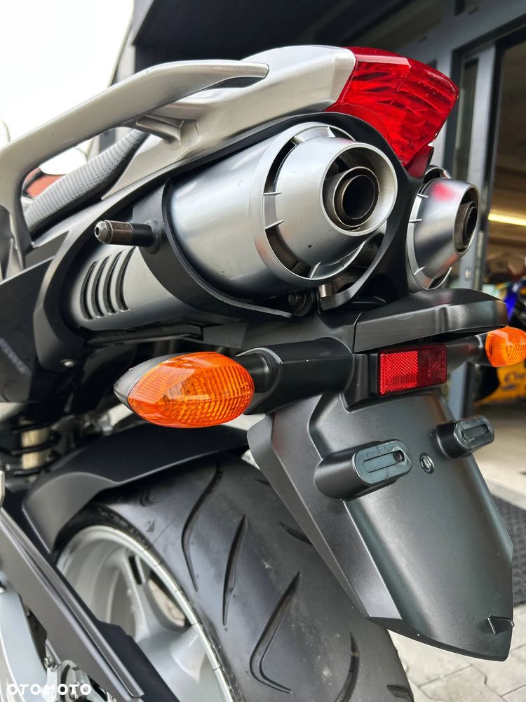 Yamaha FZ6 - 9
