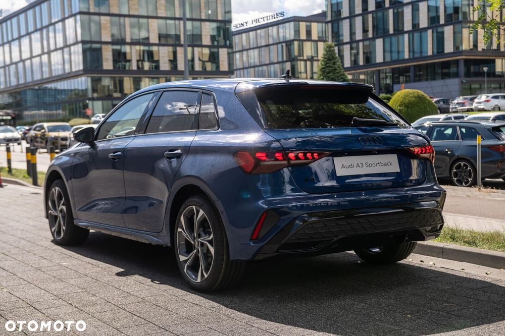 Audi A3 Sportback - 3