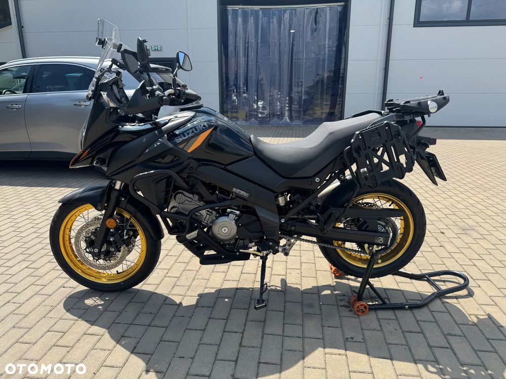Suzuki V-STROM - 2