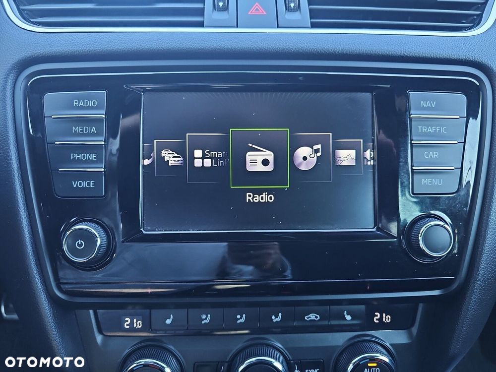 Skoda Octavia 2.0 TSI RS - 28