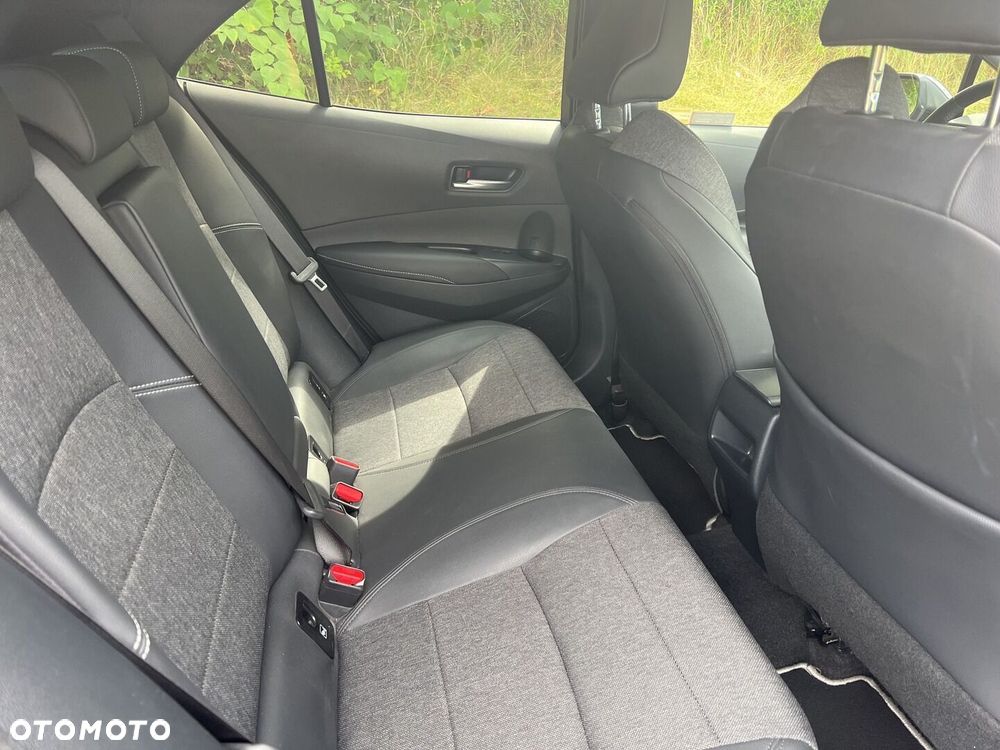 Toyota Corolla 1.8 Hybrid Style - 10
