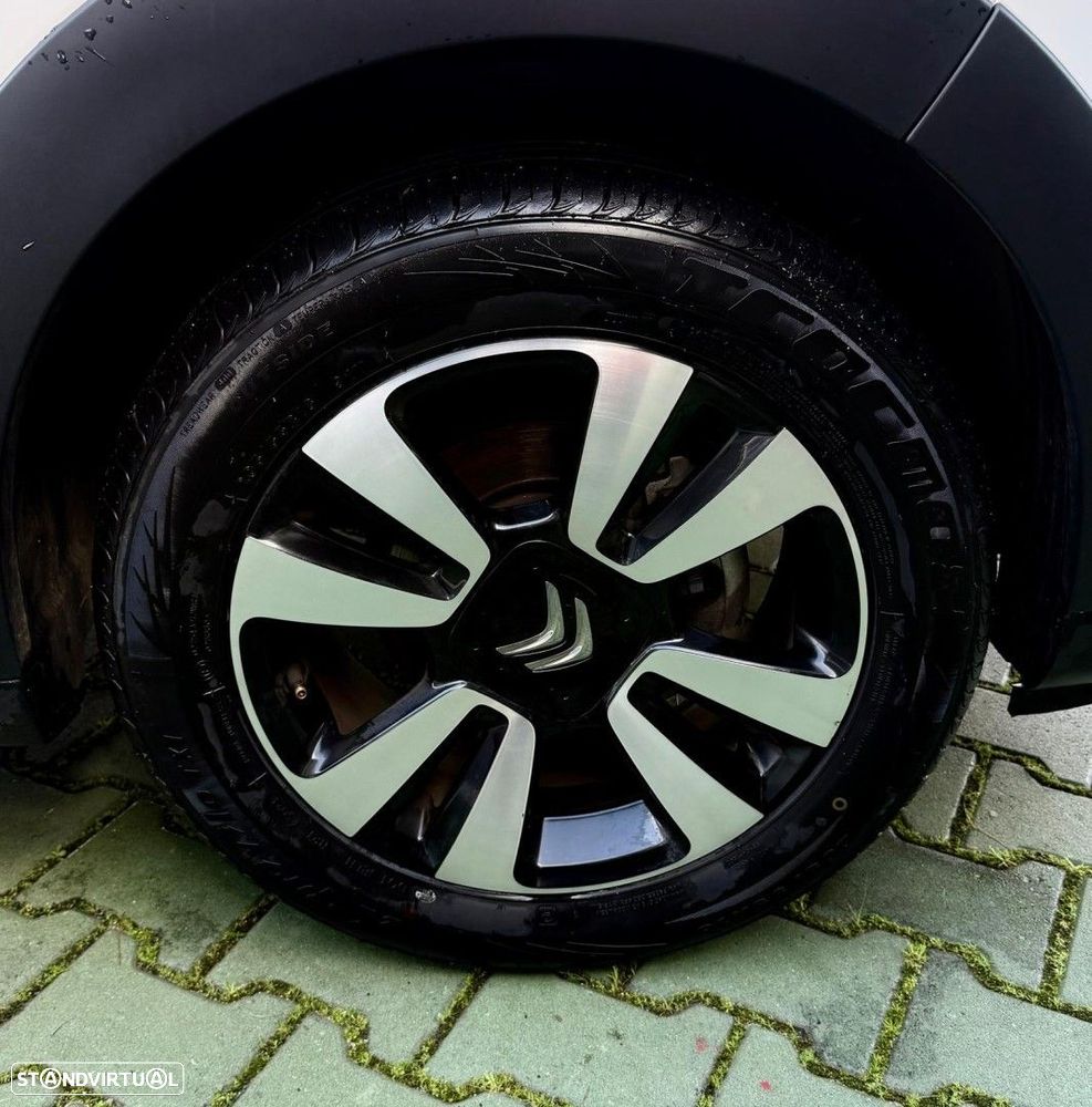 Citroën C3 1.2 PureTech Shine - 15