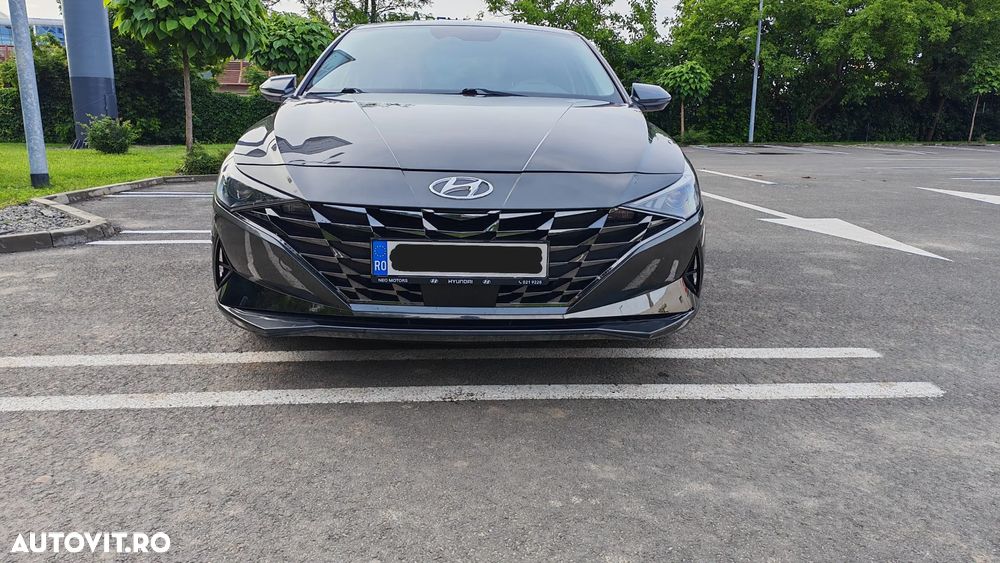Hyundai Elantra 1.6 l 123 CP 6MT Highway - 3