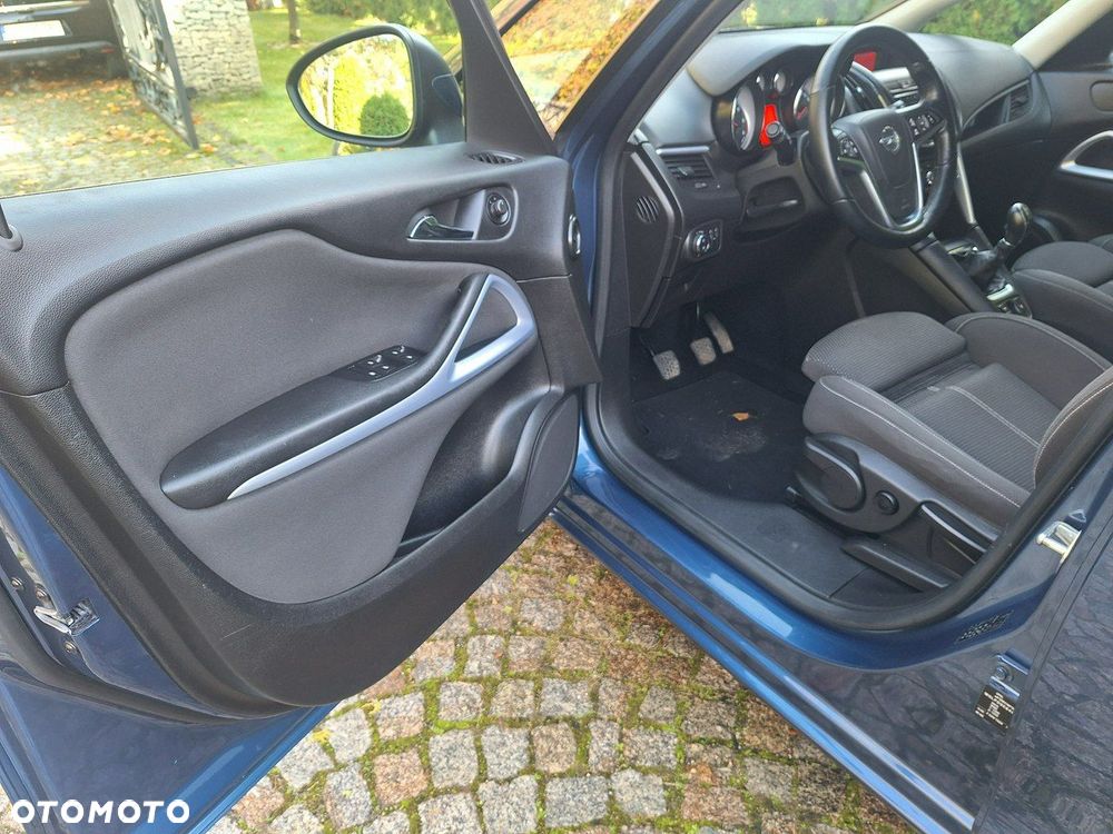 Opel Zafira - 9
