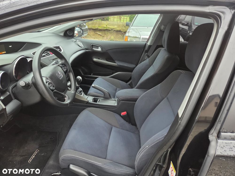 Honda Civic 1.8 i-VTEC Sport - 18