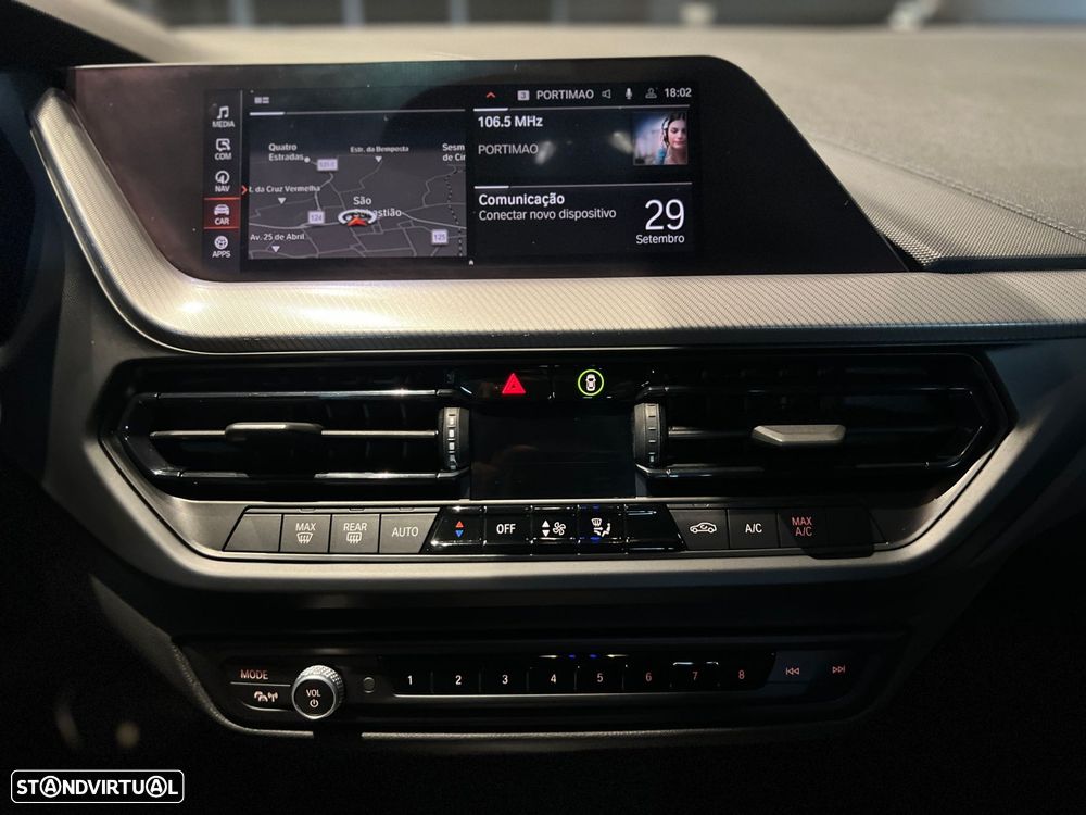 BMW 116 d Auto - 23