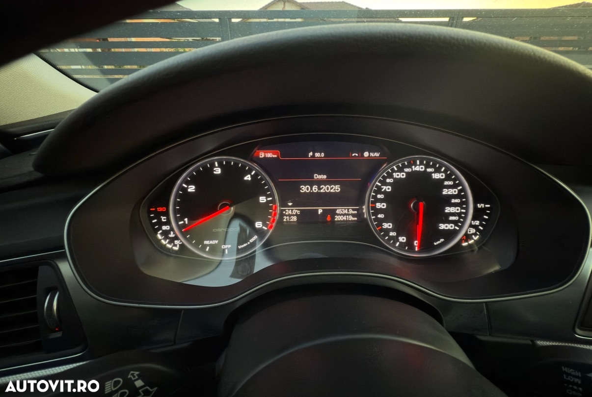 Audi A6 Avant 3.0 TDI quattro Tiptronic - 14