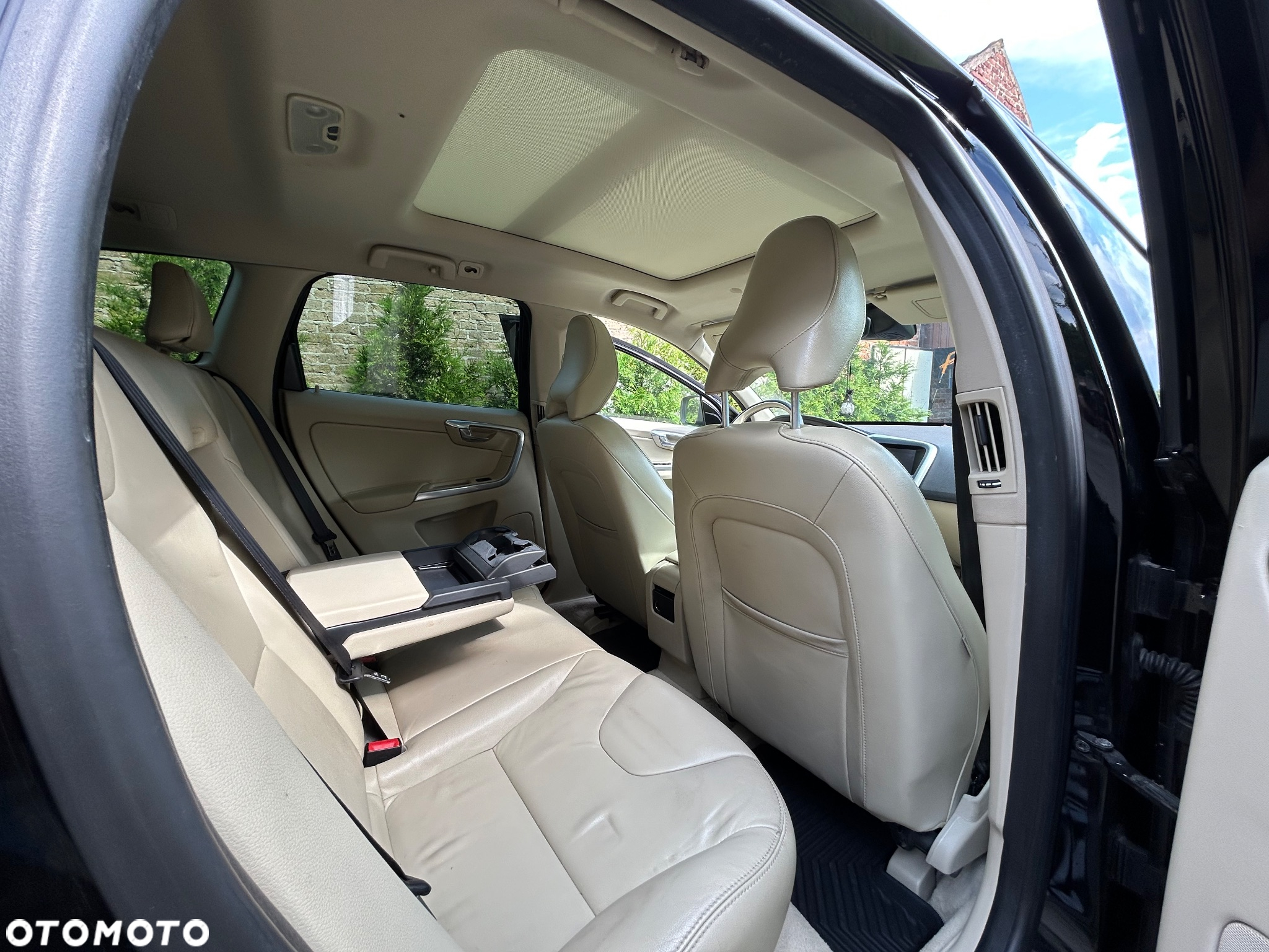 Volvo XC 60 T5 AWD Base - 12