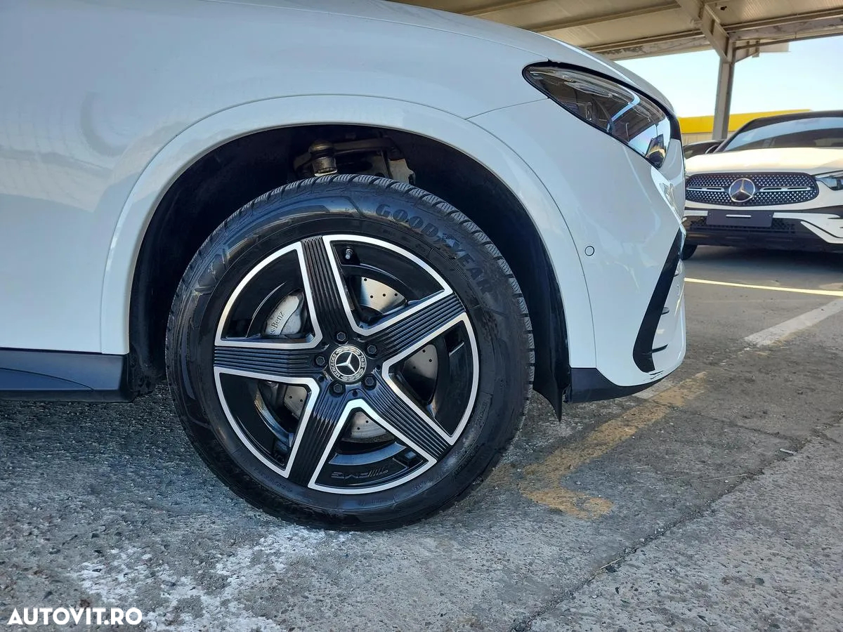 Mercedes-Benz GLC 300 e 4MATIC - 15