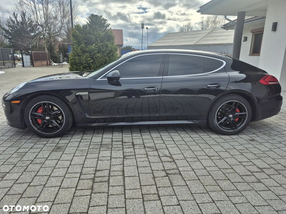 Porsche Panamera S - 4