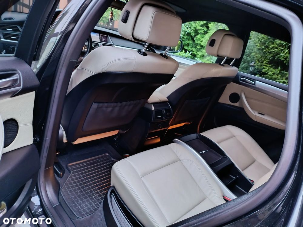 BMW X6 - 32
