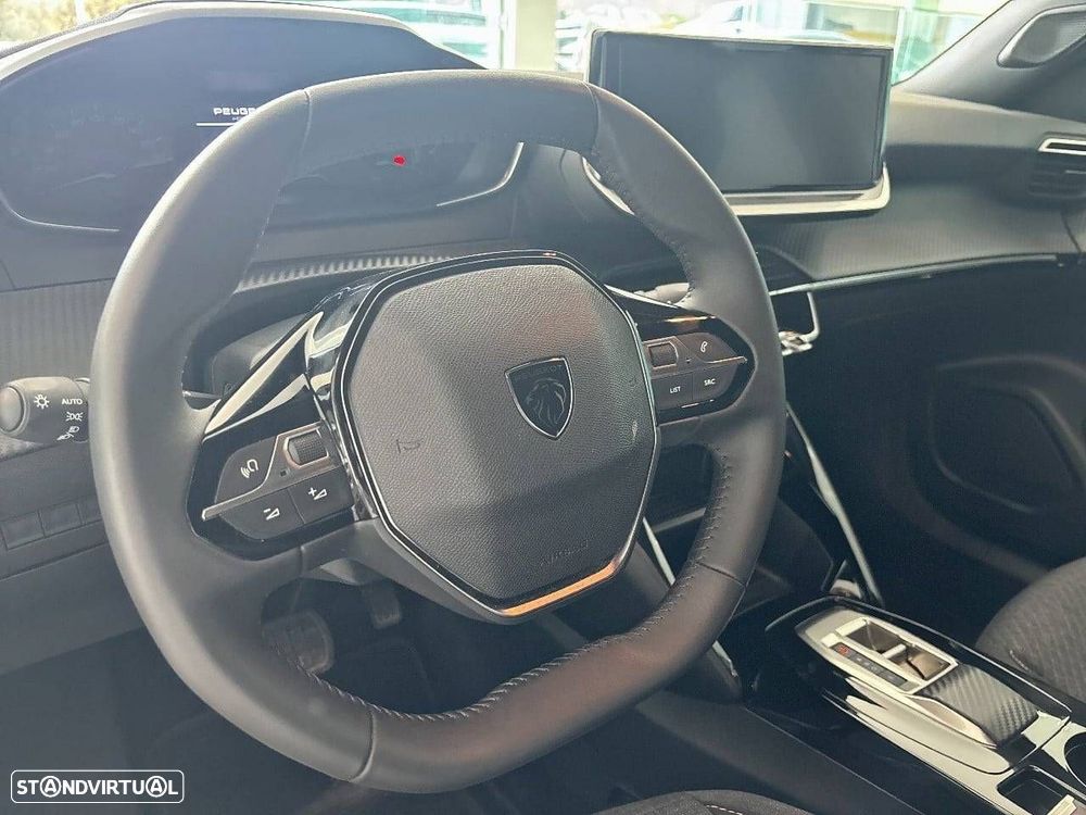 Peugeot e-2008 54 kWh Style - 12