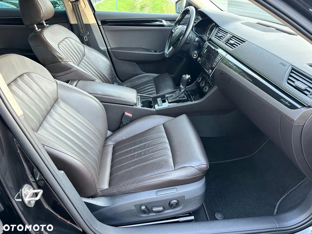 Skoda Superb 2.0 TDI DSG L&K - 14