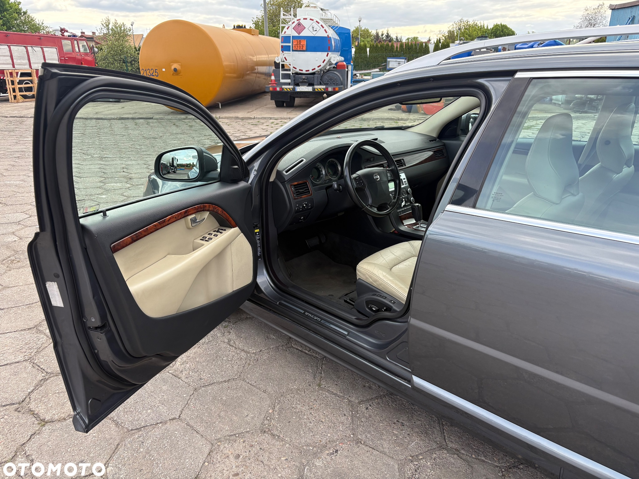 Volvo V70 D4 AWD Summum - 14