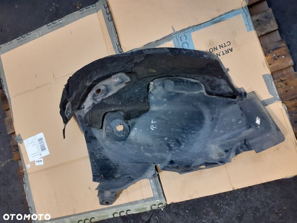 Nadkole prawy tył tylna część Renault Clio IV 4 KOMBI !! WYSYŁKA !! - 1