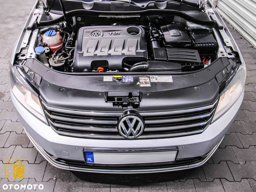 Volkswagen Passat 2.0 Blue TDI DSG SCR Comfortline - 13