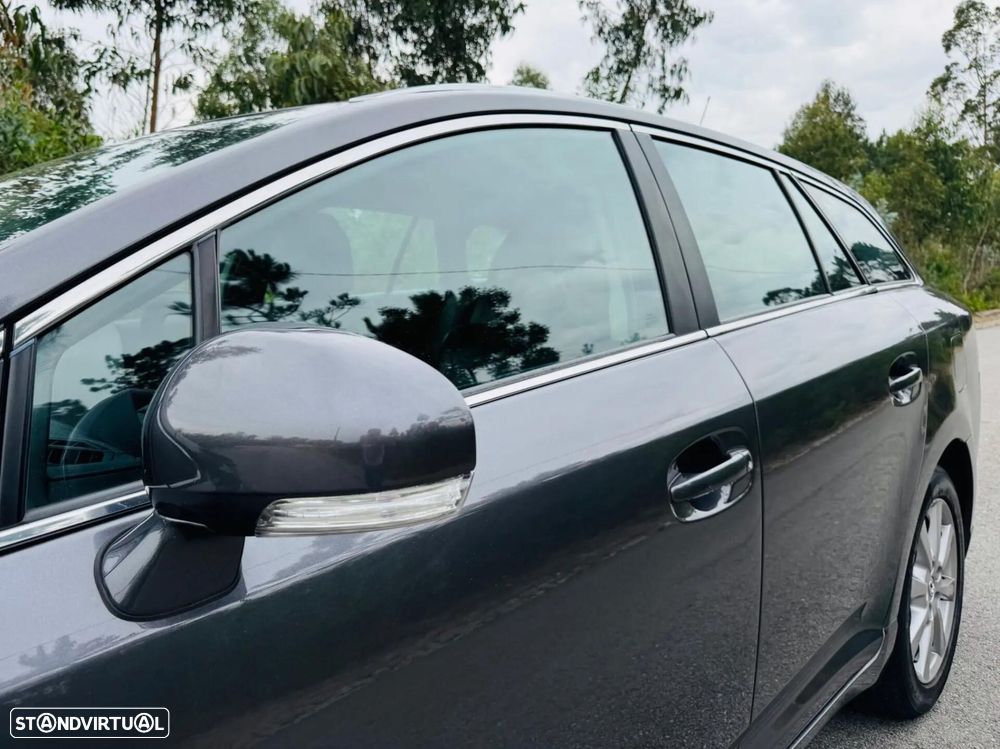 Toyota Avensis SW 2.0 D-4D Sp+EP+GPS - 5