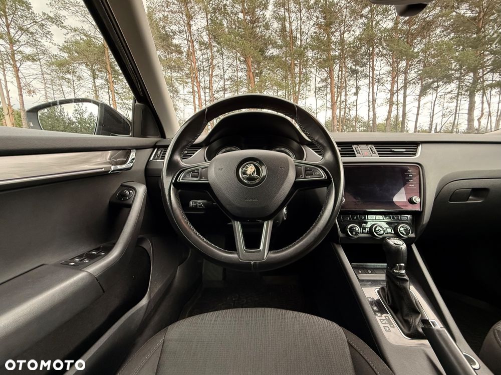 Skoda Octavia 2.0 TDI 4x4 DSG Style - 24