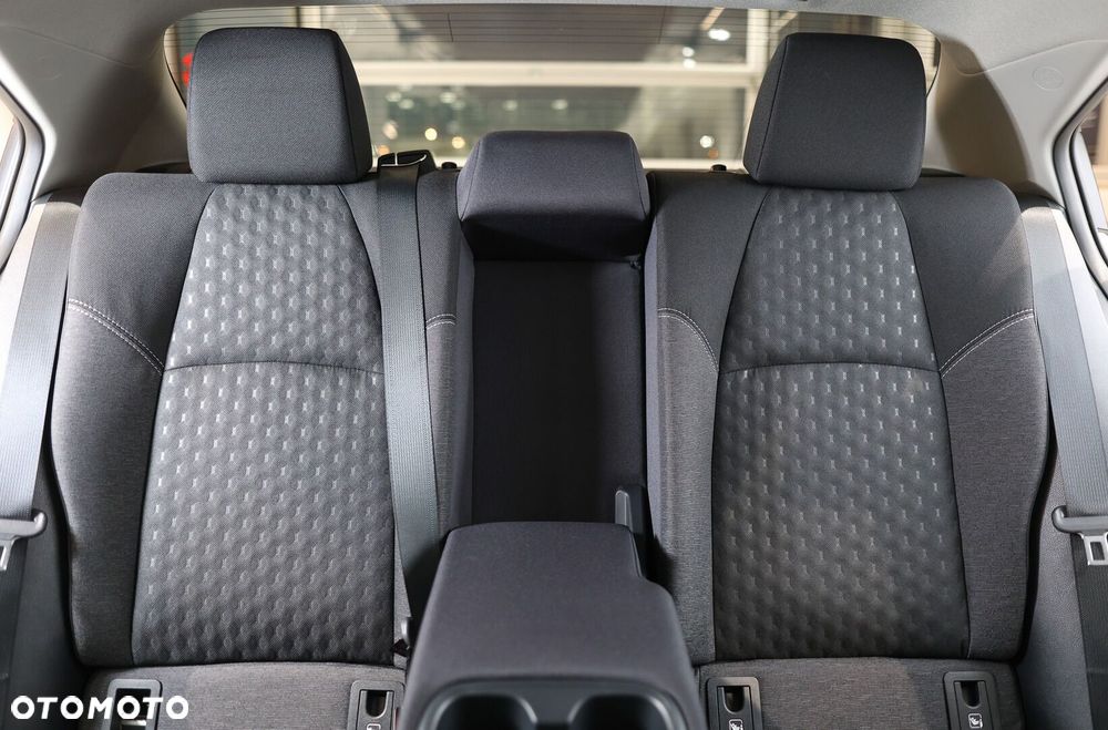 Toyota Corolla 1.8 Hybrid Comfort - 18