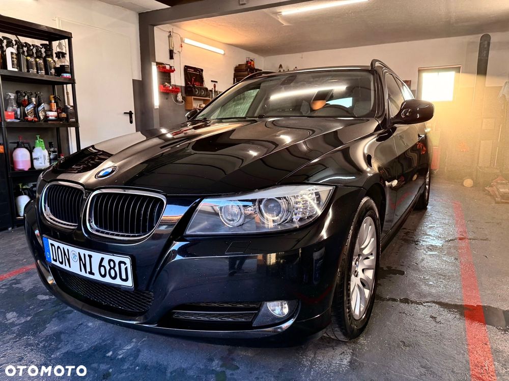 BMW Seria 3 318d DPF - 24