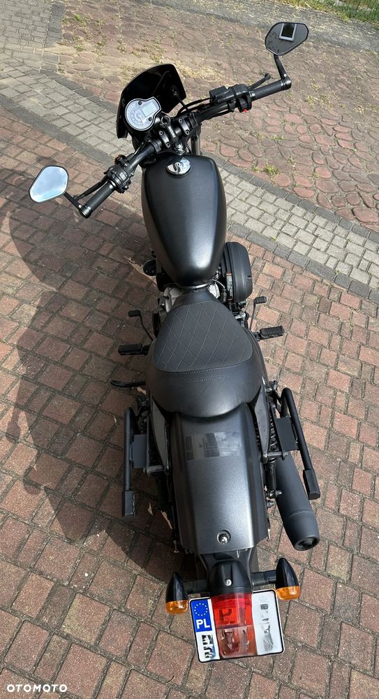 Hyosung GV - 8