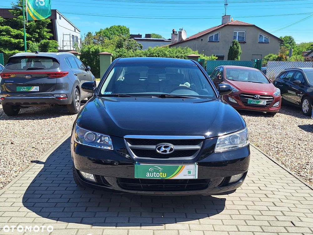 Hyundai Sonata - 19