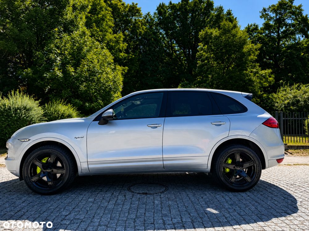 Porsche Cayenne - 5