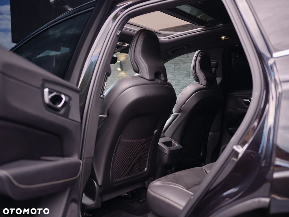 Volvo XC 60 D4 AWD R-Design - 18
