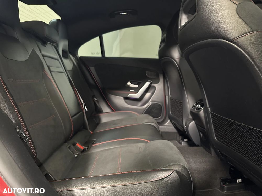 Mercedes-Benz CLA 250 - 13