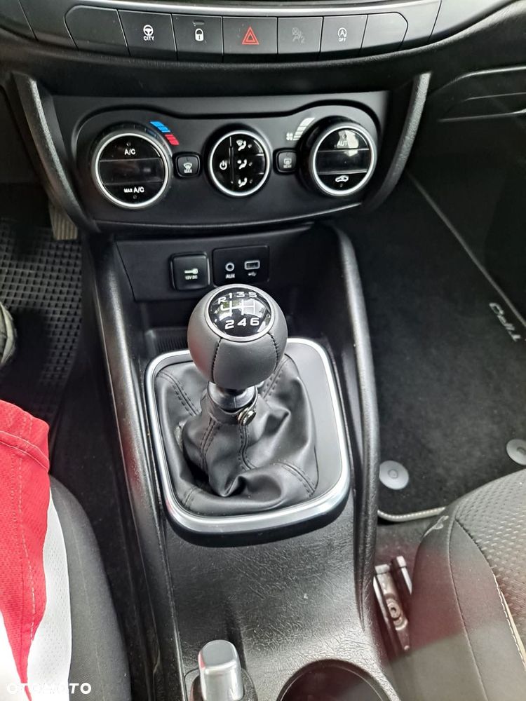Fiat Tipo 1.6 MultiJet 16v Lounge - 15