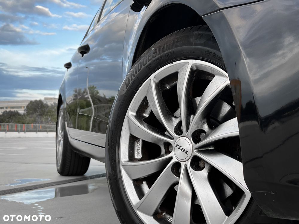 Volkswagen Golf 1.6 TDI Trendline - 8