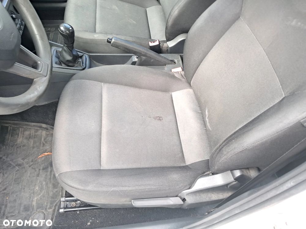 Skoda RAPID 1.2 TSI Ambition - 7