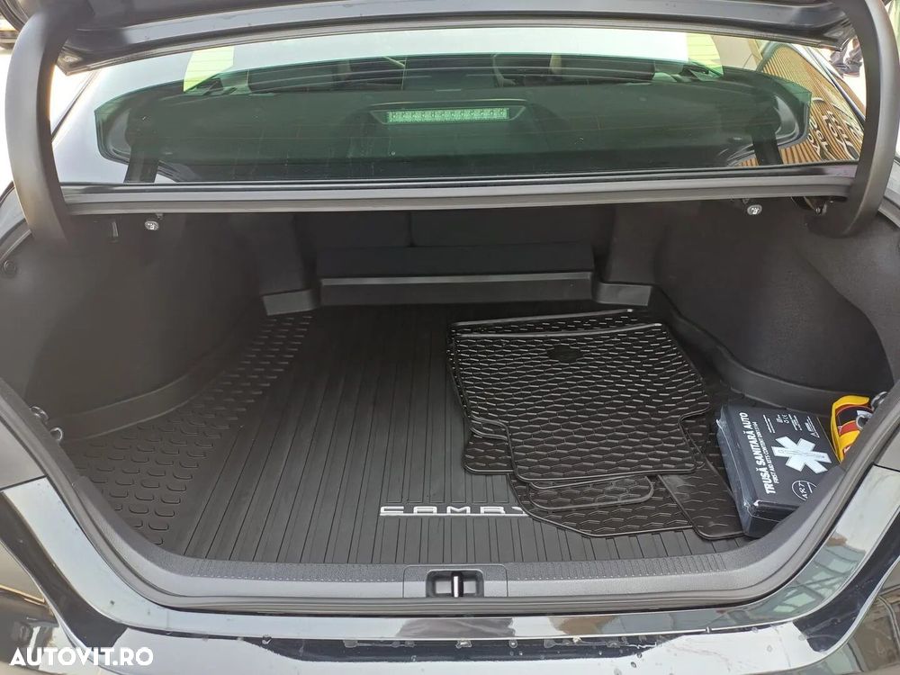 Toyota Camry 2.5 Business - 7